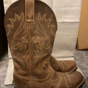 Ariat Size 10 EE mens cowboy boots